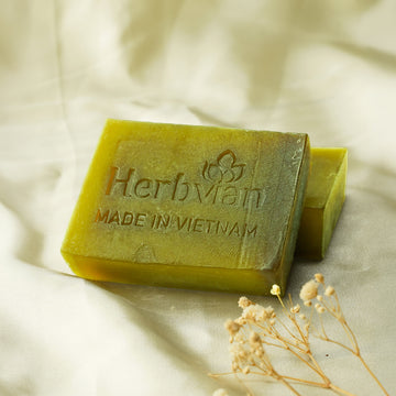 Moringa Soap with Piper Betle Essential Oil (2 bars/pack)