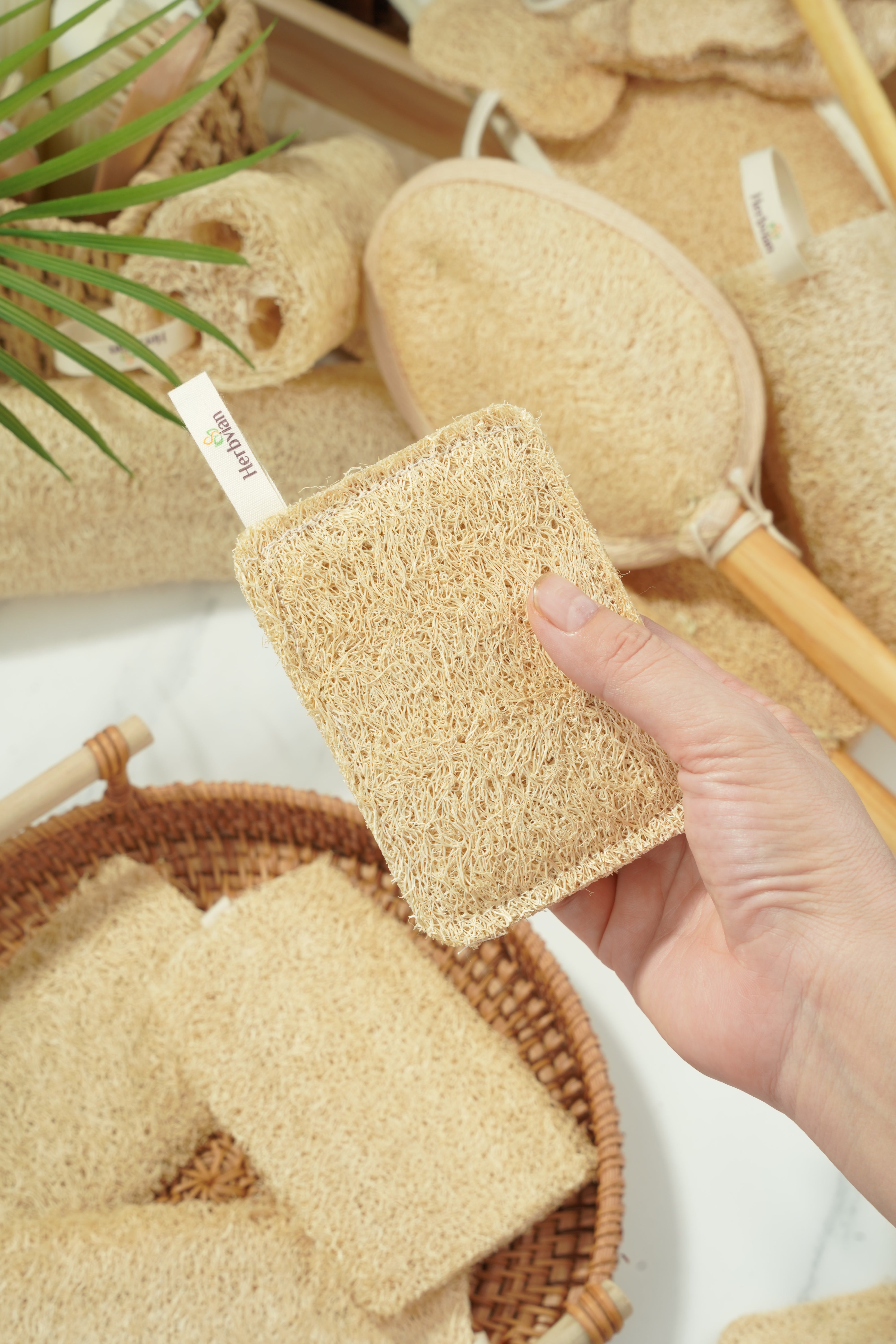 Reusable Loofah Scrub Pad – For Dishes & Surfaces
