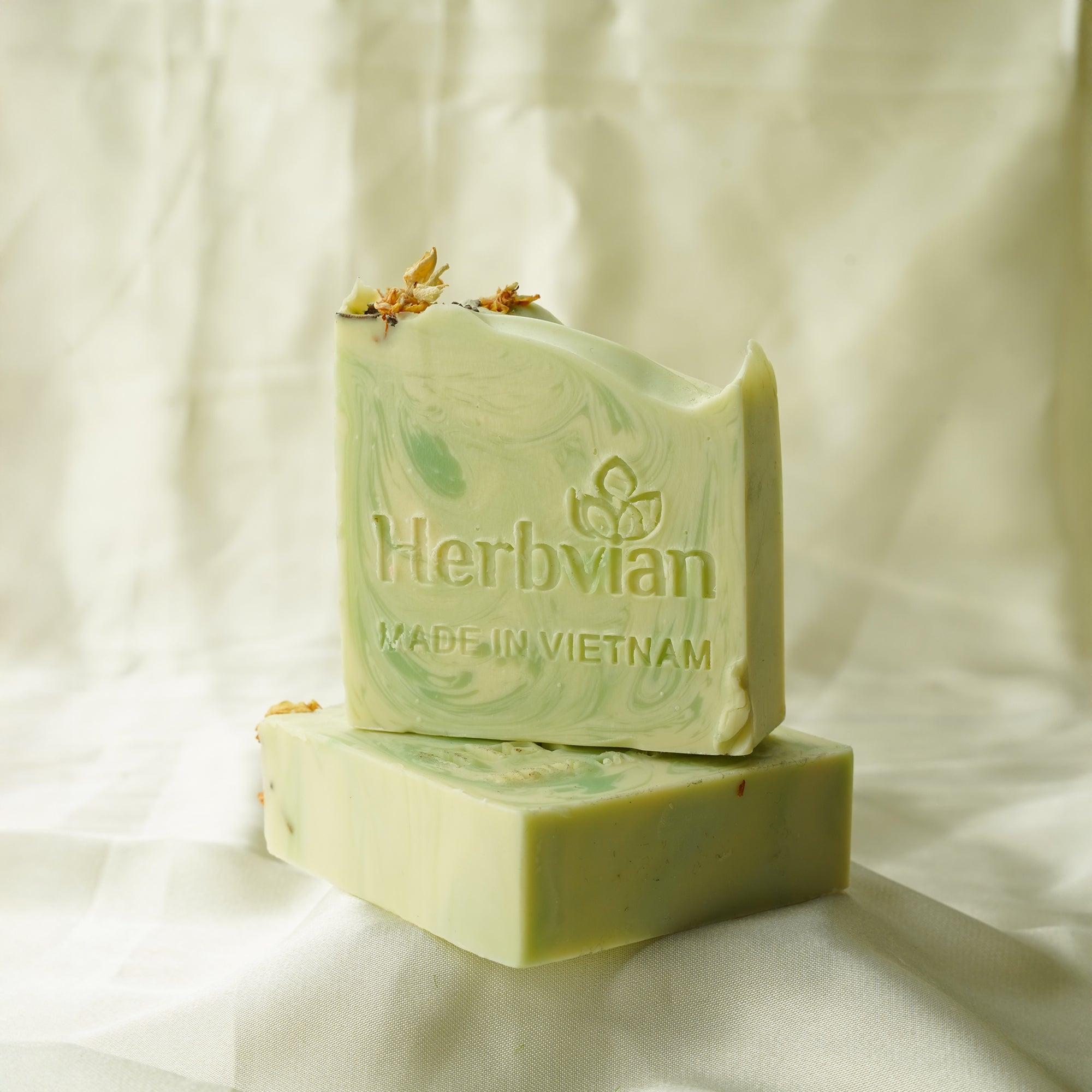 Premium Handmade Soap with Tea Tree and Peppermint Essential Oil for Acne-Prone Skin